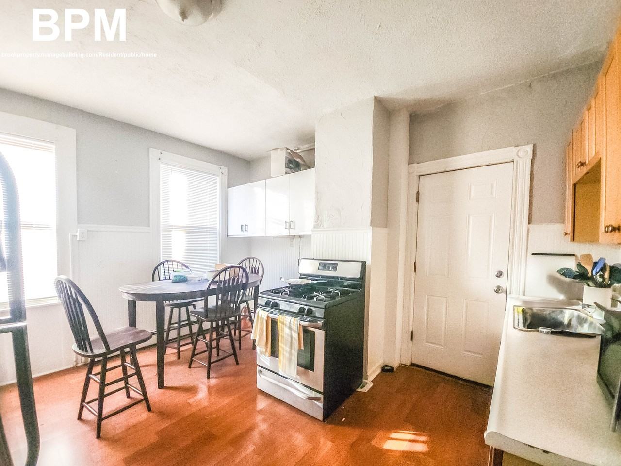 17 Eldora St #3 - Photo 4 of 5