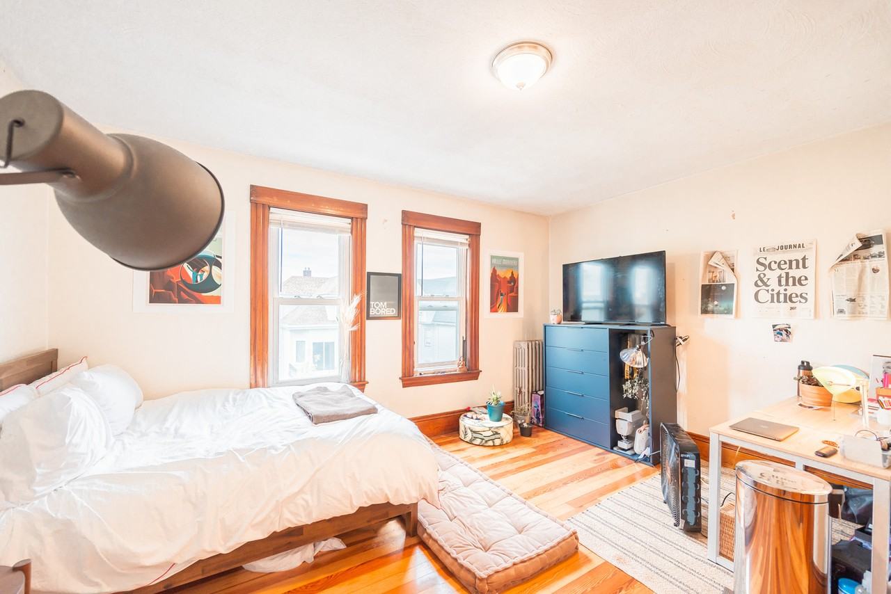 23 Wisconsin Ave #2 - Photo 3 of 15