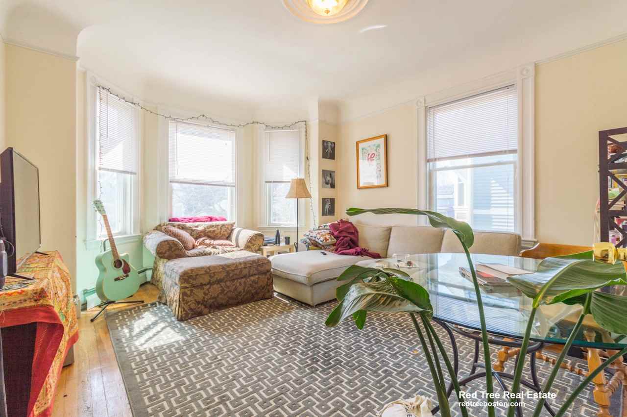 48 Green St #3 - Photo 3 of 12