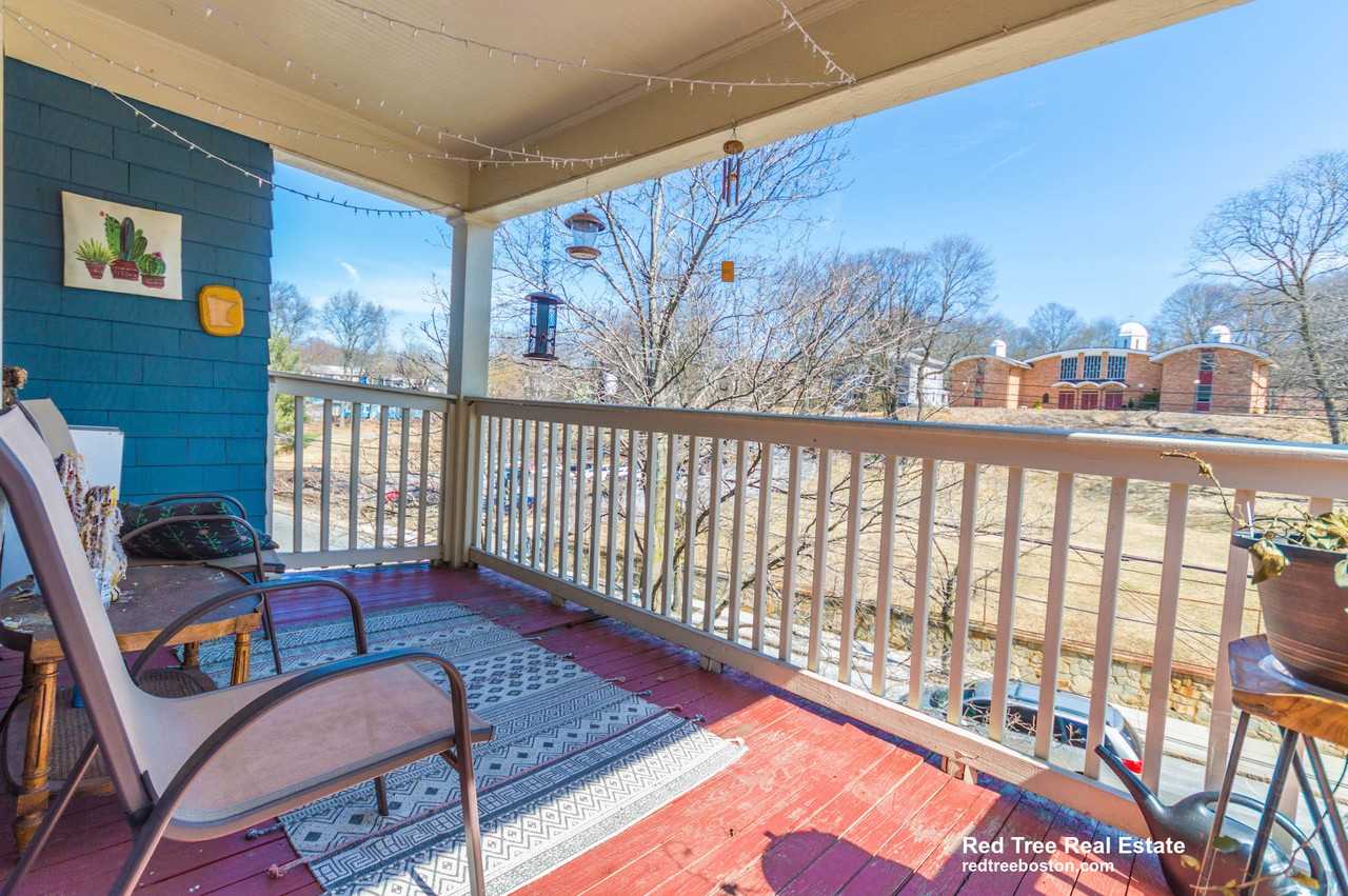 151 Forest Hills St #3 - Photo 5 of 5