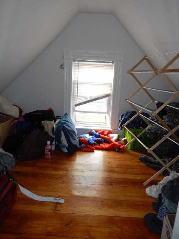 40 Custer St #2 - Photo 7 of 12