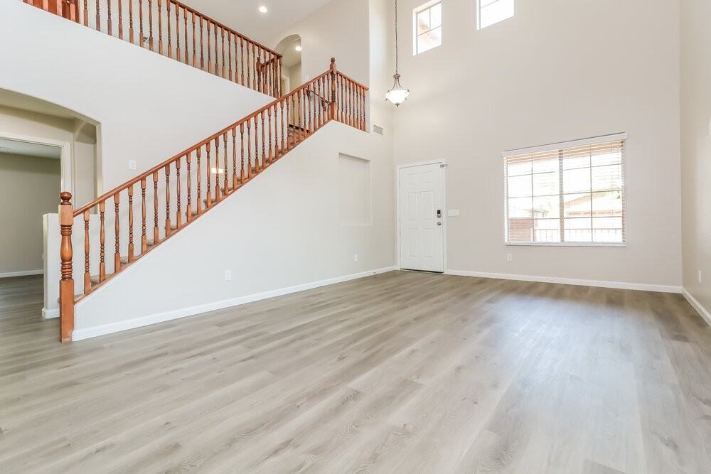 7113 W Winslow Ave - Photo 6 of 17