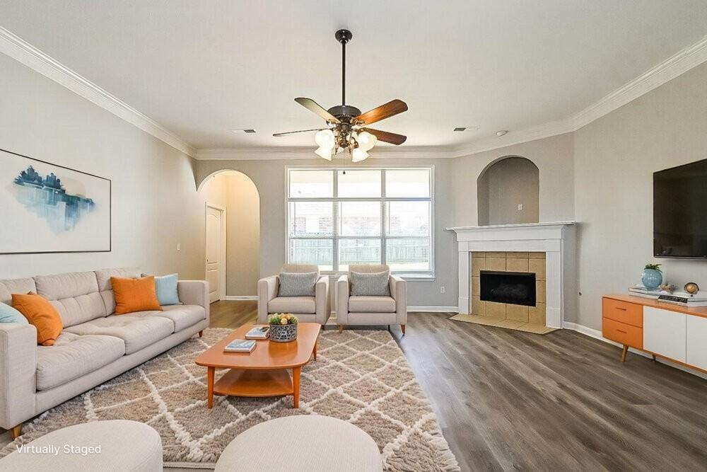 6157 Braybourne Main - Photo 4 of 20