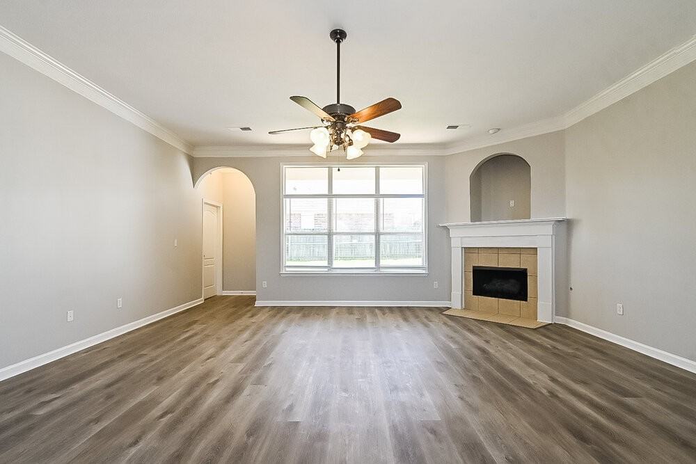 6157 Braybourne Main - Photo 5 of 20