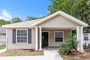 featured image of 3747 Peachtree St