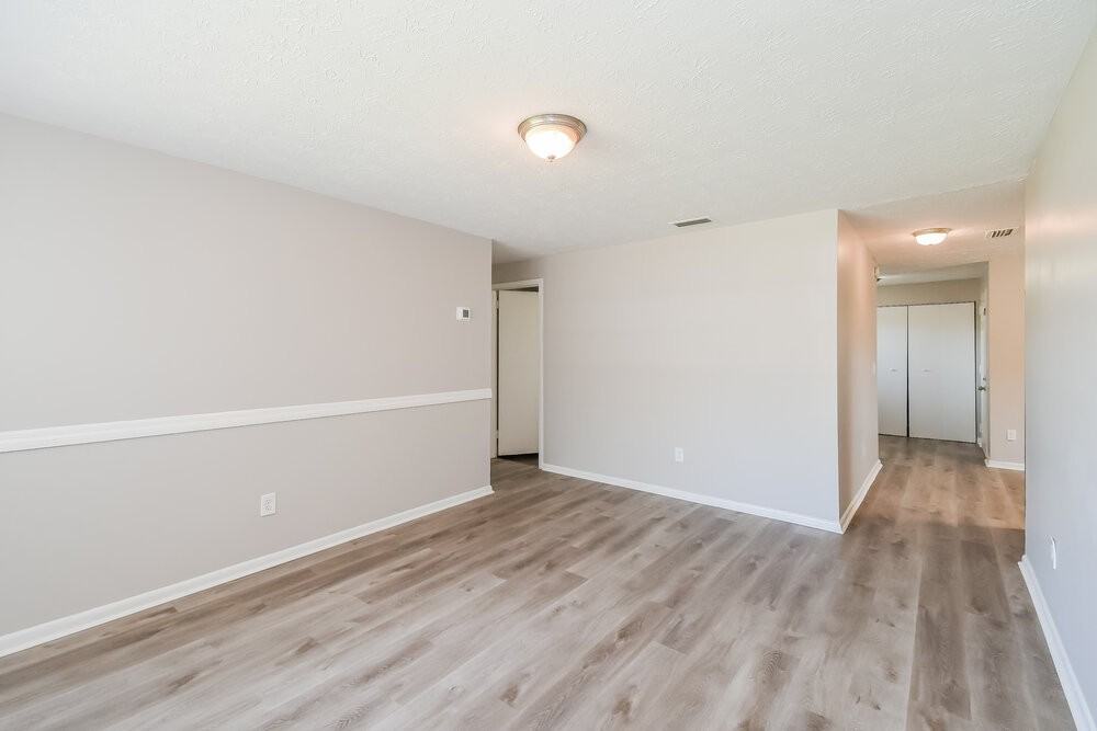 5664 Minocqua St - Photo 4 of 16