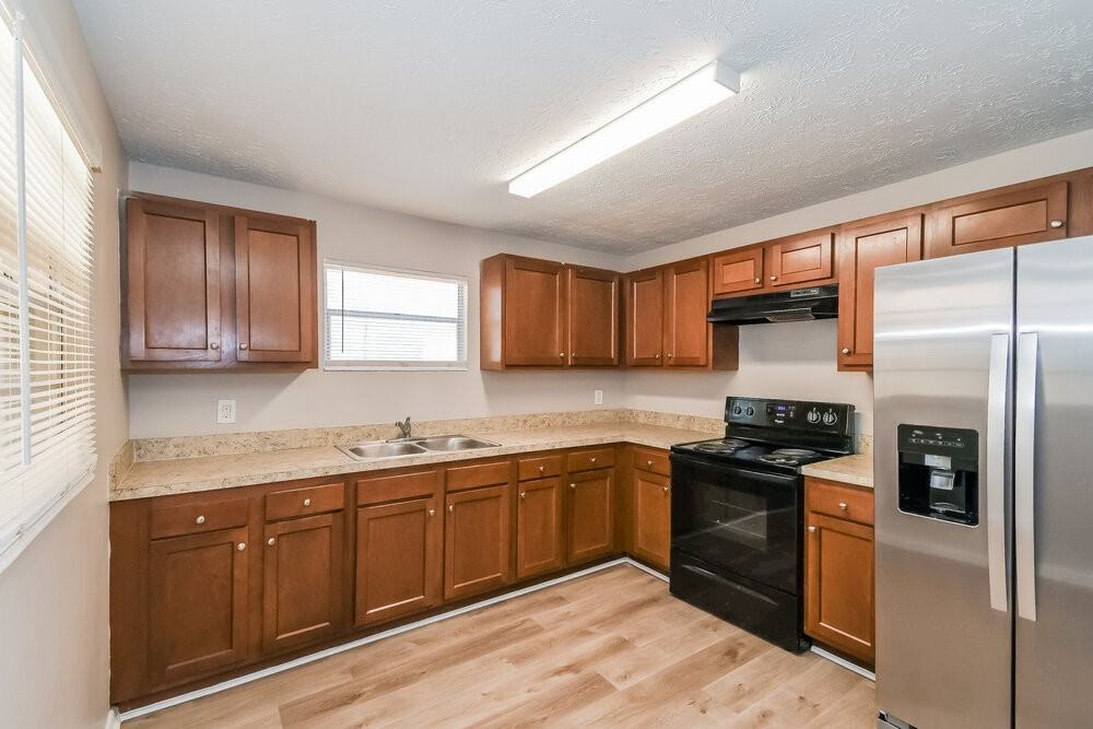 5664 Minocqua St - Photo 6 of 16