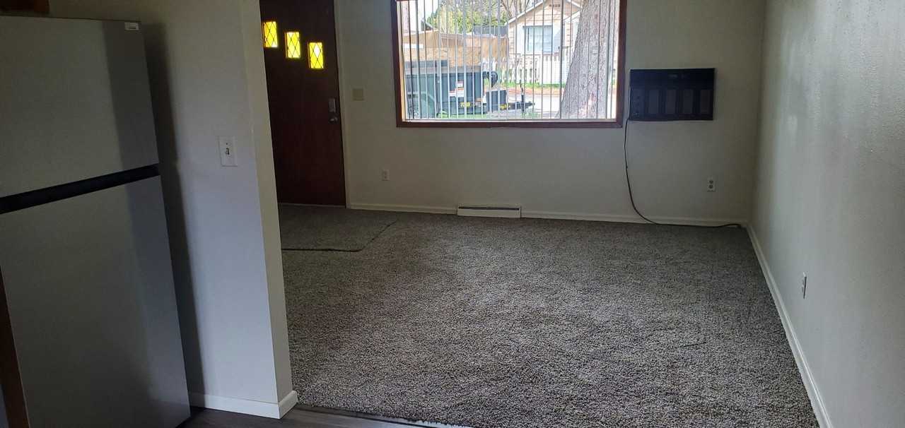 4217 N Burns Rd - Photo 3 of 19