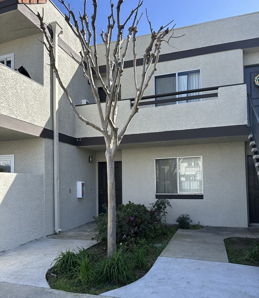 19550 E Cienega Ave - Photo 3 of 7