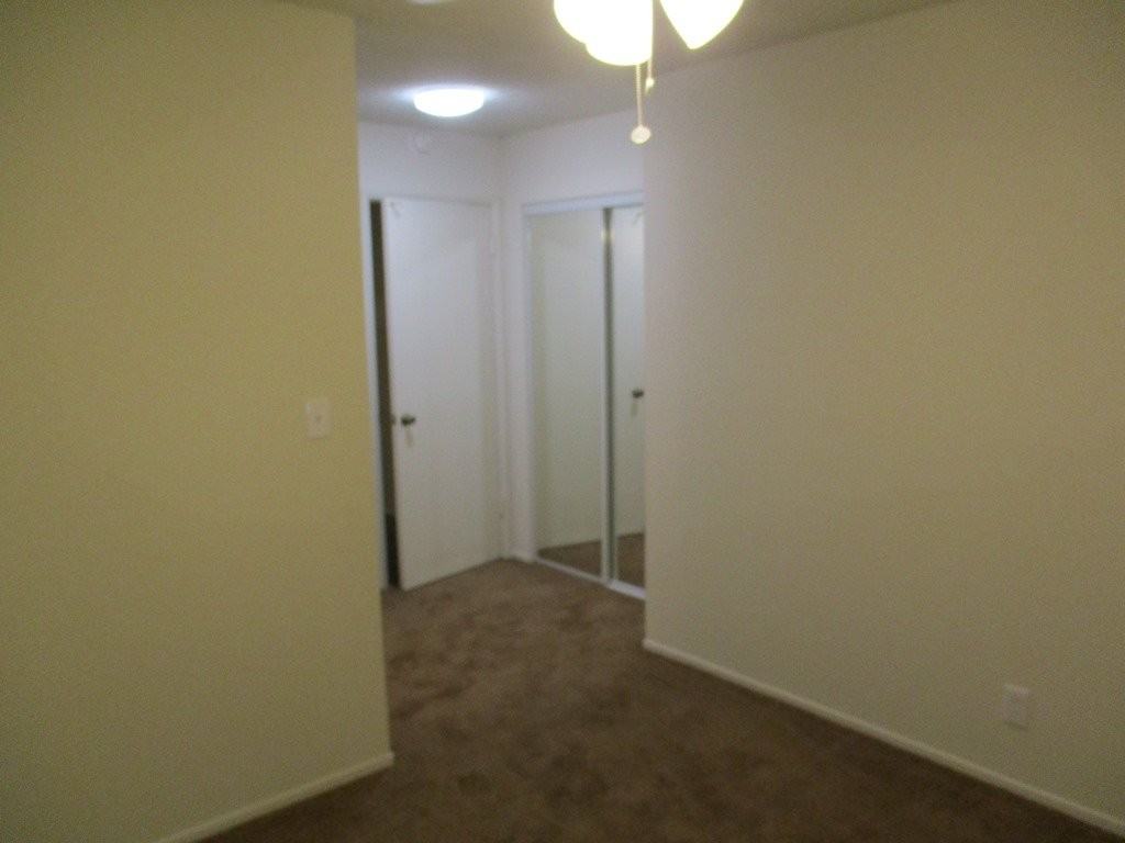 417 E Badillo St - Photo 5 of 11