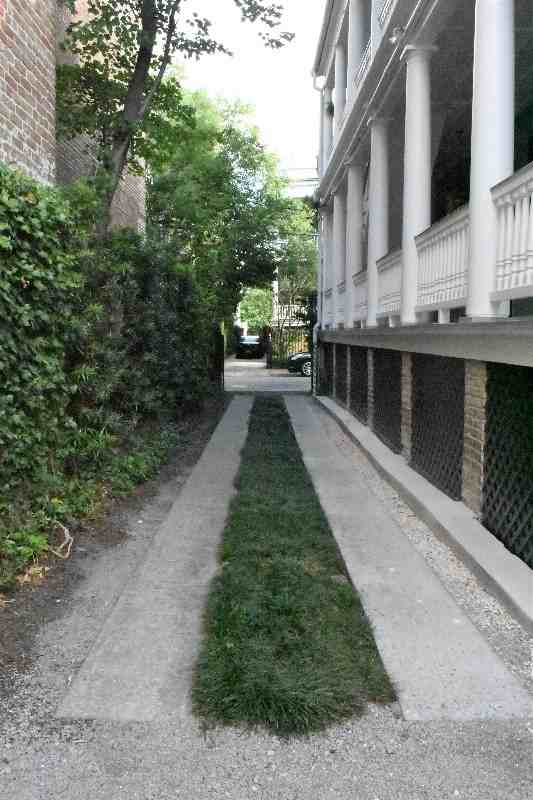 35 1/2 Hasell St - Photo 5 of 16