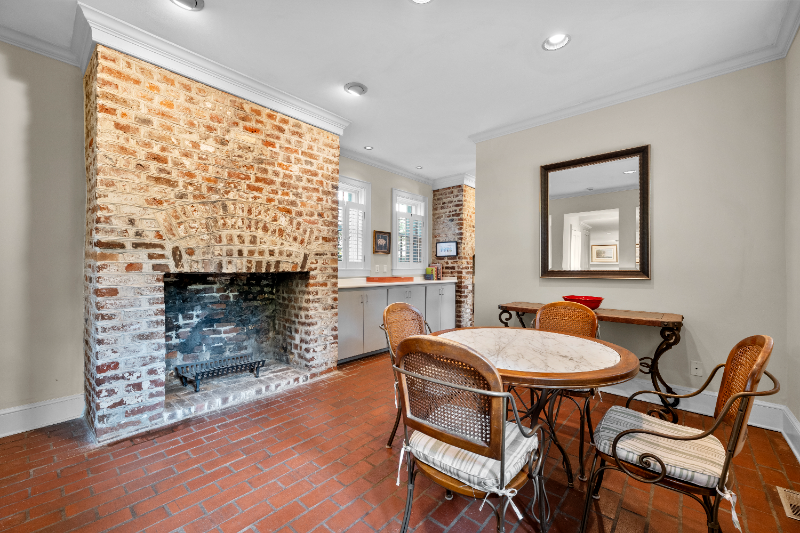 69 Anson St - Photo 5 of 30