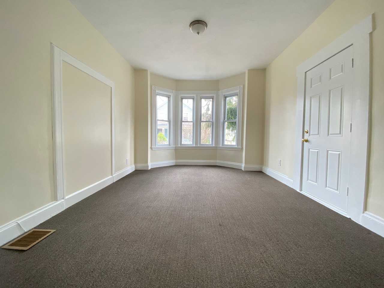 23 Union Ave #1 - Photo 5 of 20