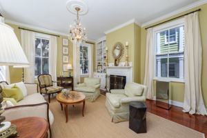 featured image of 151 Tradd St