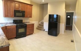 160 Pearl St - Photo 1 of 1