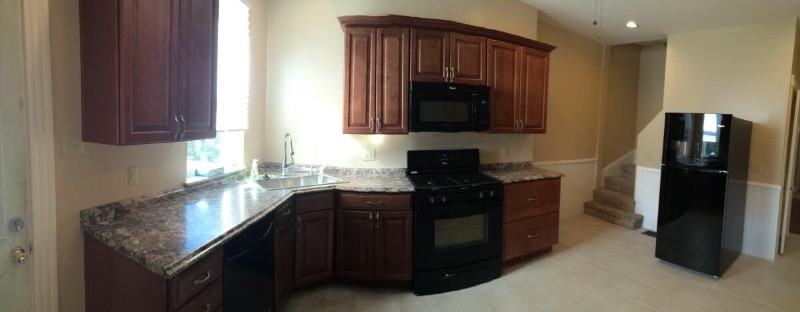 160 Pearl St - Photo 5 of 38