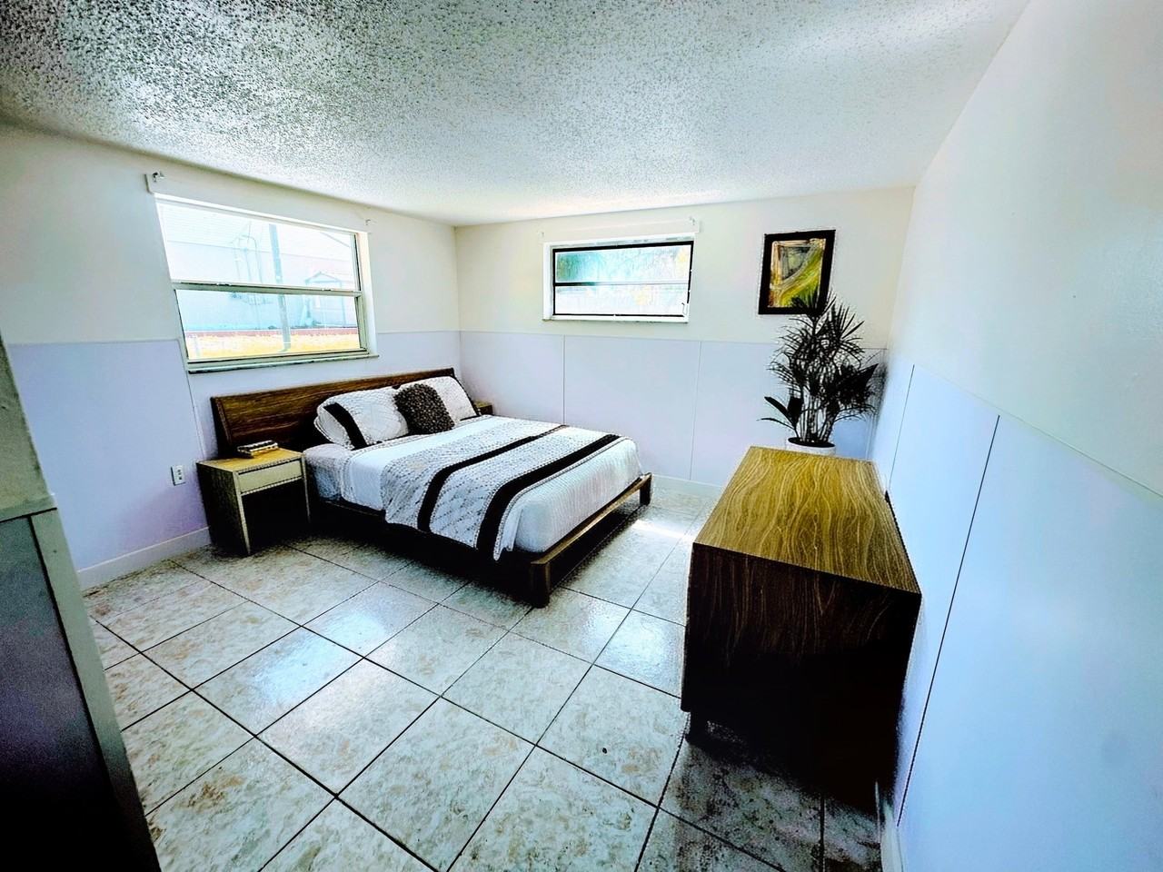 8341 Wilkins St - Photo 3 of 9