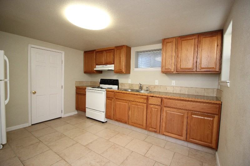 2232 10th Ave - Photo 5 of 12