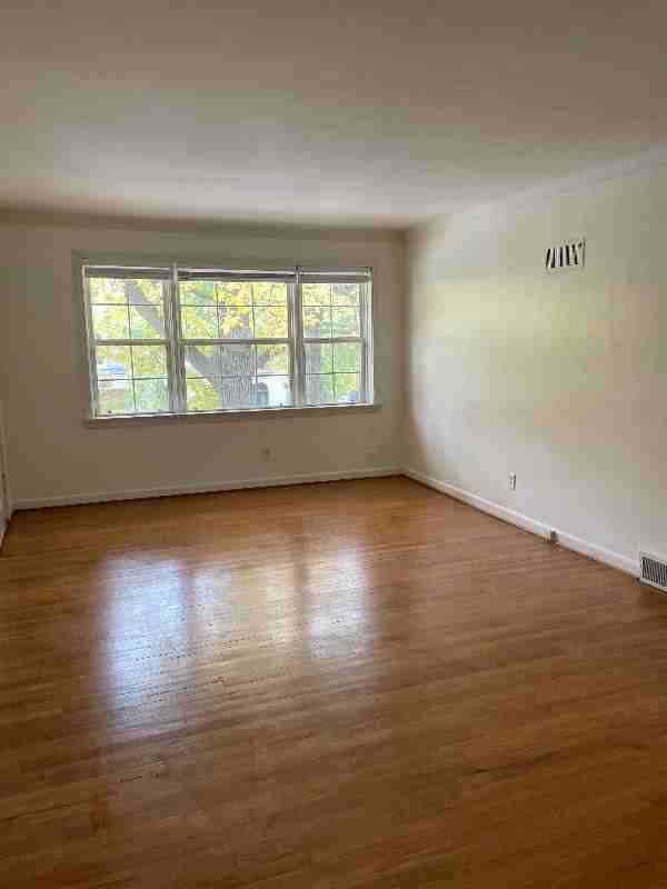 41 Brighton Way #2N - Photo 2 of 7