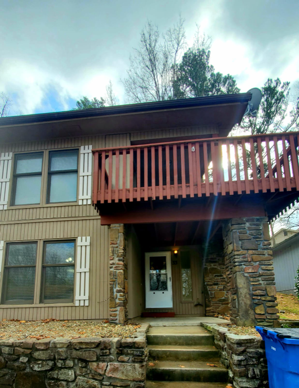 33 Nantucket Dr - Photo 3 of 32