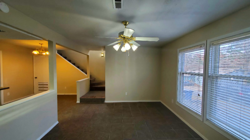 33 Nantucket Dr - Photo 6 of 32