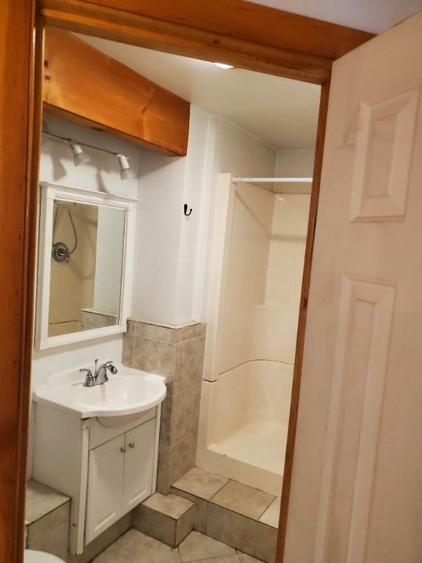 302 Camelot Shore Dr - Photo 7 of 13