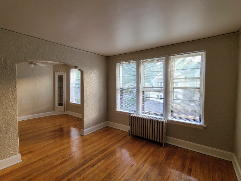 2937 N Bartlett Ave - Photo 5 of 15