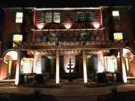 featured image of 850 Elk St