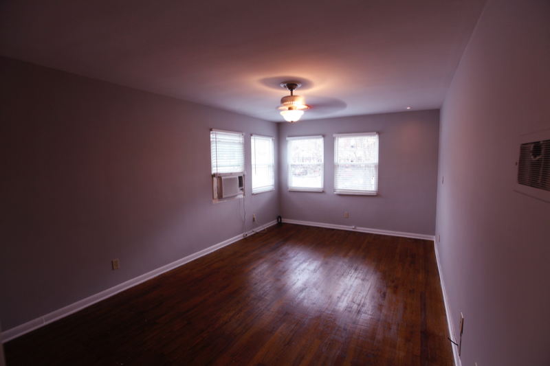 1048 Saint Charles Ave Ne - Photo 5 of 9