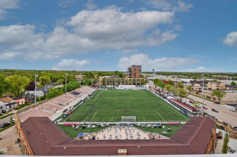 819 E Mifflin St #316 - Photo 5 of 19