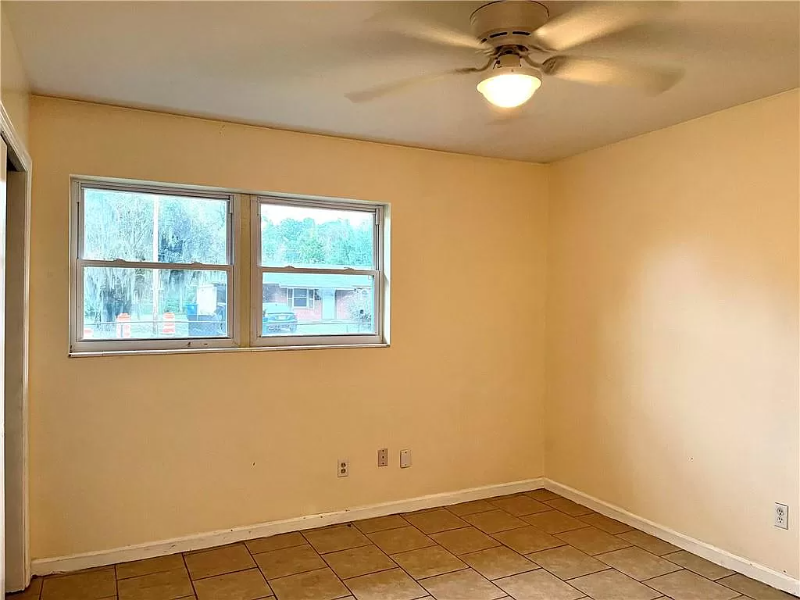 2226 Formosa Cir #A - Photo 2 of 11
