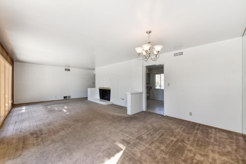 1302 Frances Dr - Photo 3 of 17