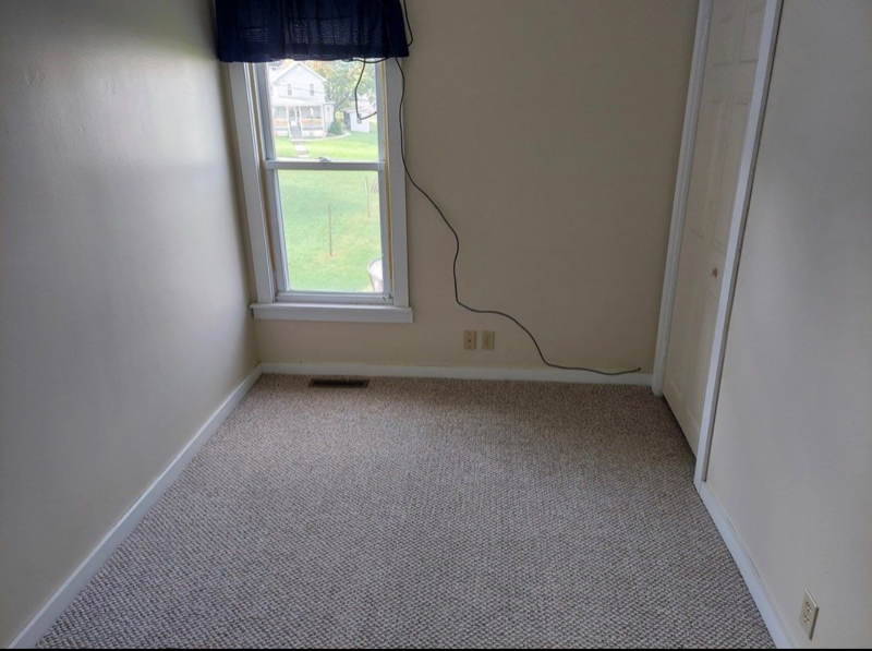 122 Maple St - Photo 7 of 9