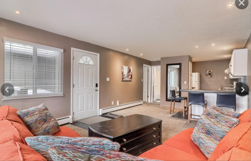 857 S Van Gordon Ct - Photo 4 of 47