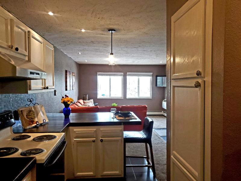 857 S Van Gordon Ct - Photo 7 of 47