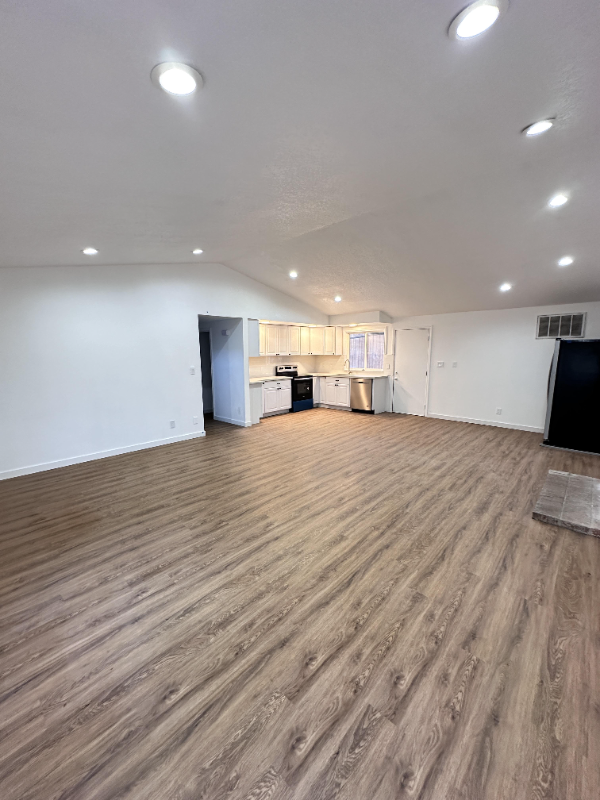 13179 Sw 64th Ave - Photo 4 of 18