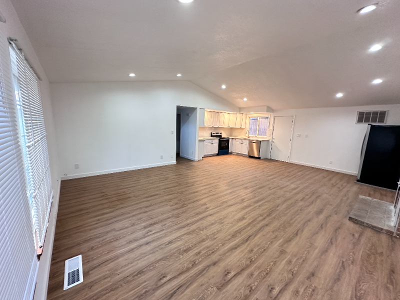 13179 Sw 64th Ave - Photo 5 of 18