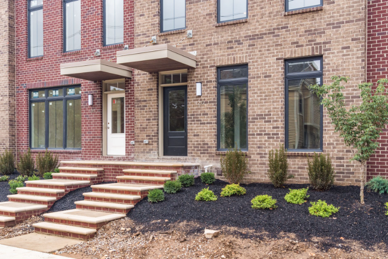 1247 Perry St - Photo 3 of 50