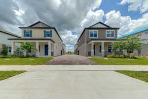 featured image of 524 Venetian Palms Blvd
