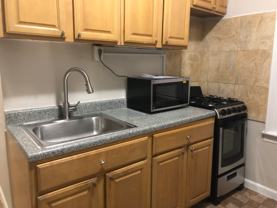 165 W 48th St #1 - Photo 1 of 1