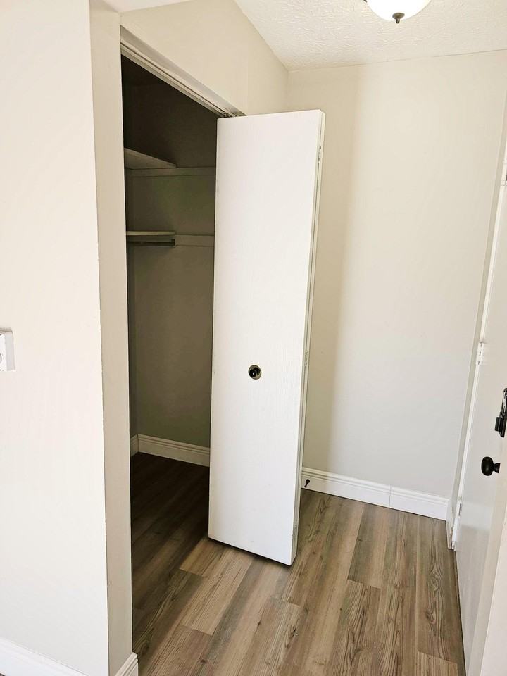 6 Willow St #6 - Photo 4 of 10
