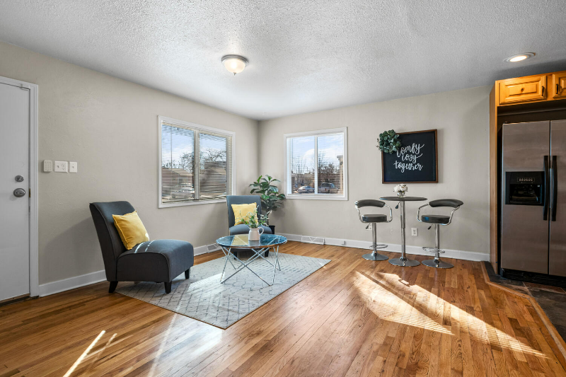 895 Grove St #A - Photo 7 of 26