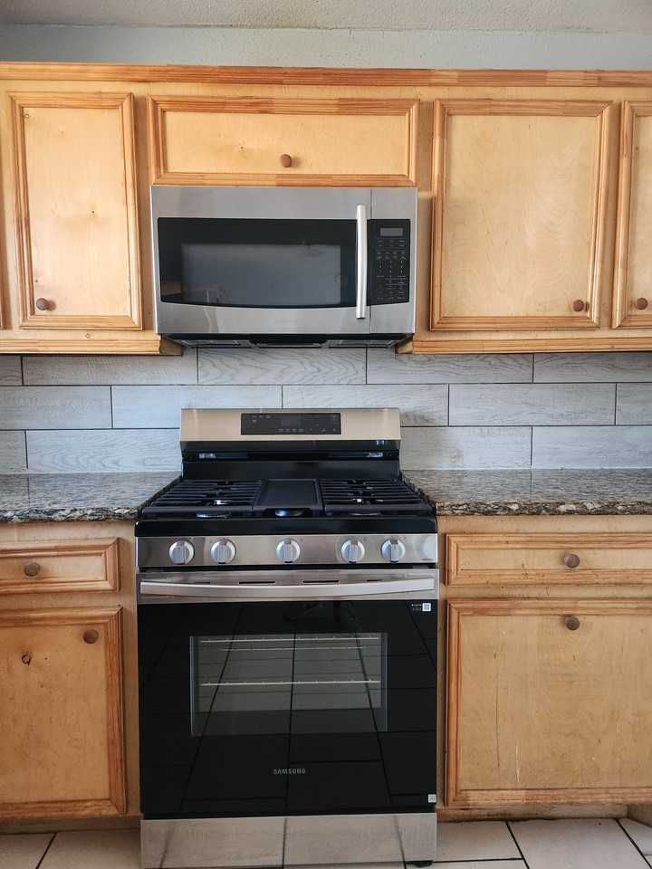 5503 Bertellis Ln - Photo 7 of 15