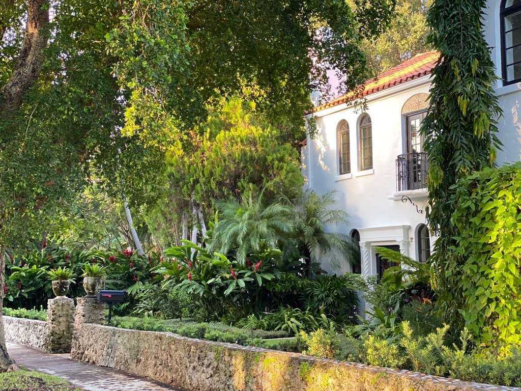 1674 Nocatee Dr - Photo 3 of 30