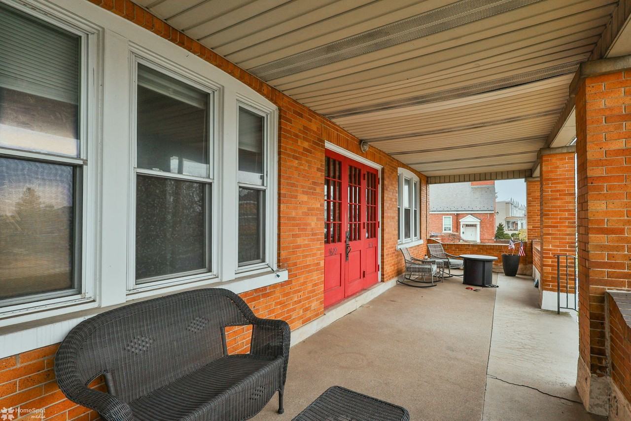 1629 W Broad St #2ndFL - Photo 2 of 47