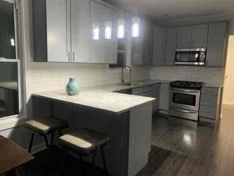 7720 S Exchange Ave - Photo 3 of 17