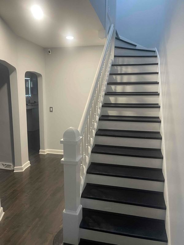 7720 S Exchange Ave - Photo 4 of 17