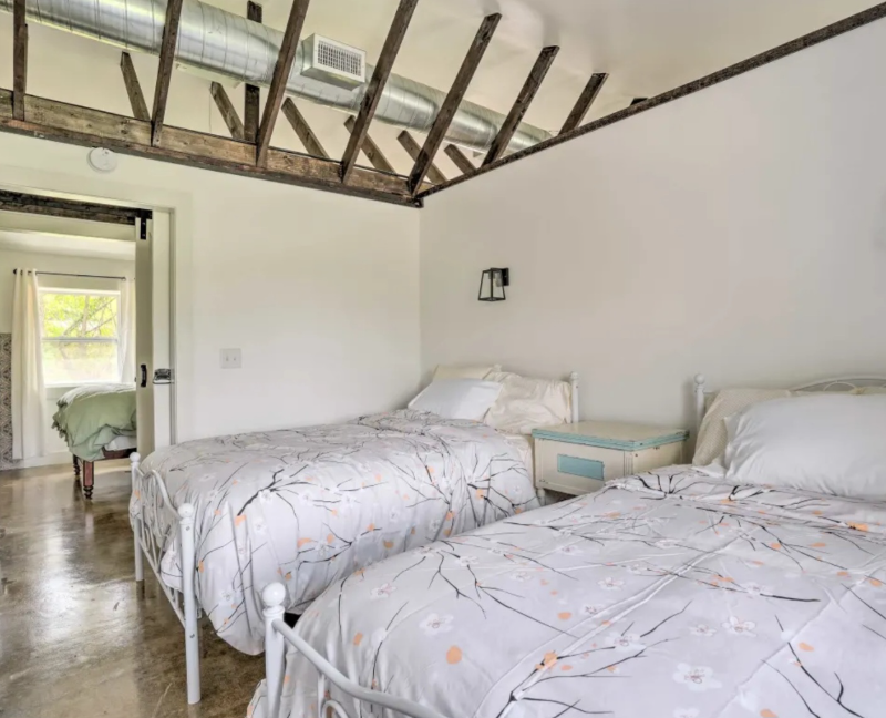 1519 Dry Valley Rd - Photo 7 of 15