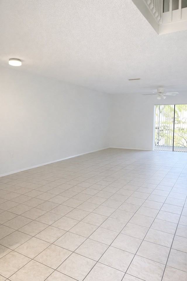 3427 59th Ave W - Photo 2 of 6