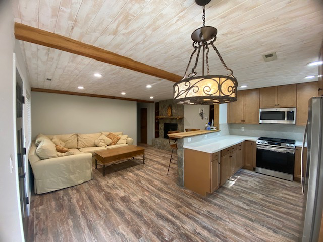 1027 Echo Rd #1027 - Photo 3 of 18